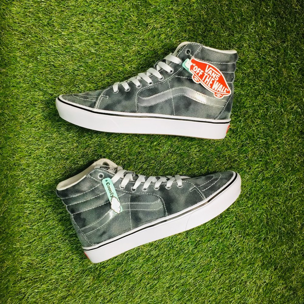 VANS, New Vans ComfyCush SK8-Hi, Men's 8.5, Woman's 10.0